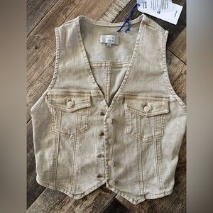 NWT LOVE TREE DENIM TAN VEST SIZE SMALL